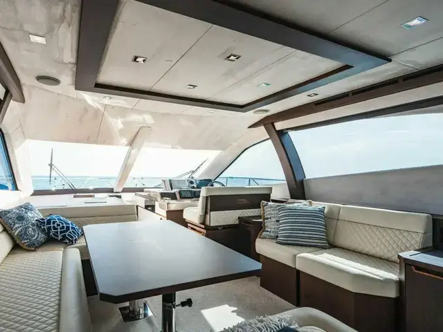 Galeon 550 Fly