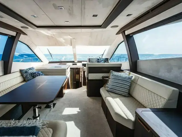 Galeon 550 Fly