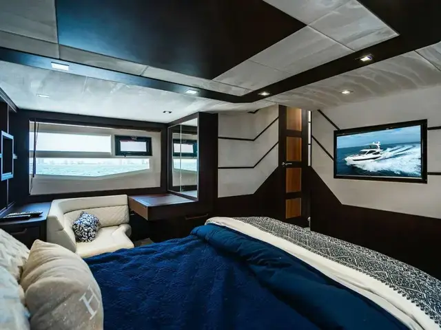 Galeon 550 Fly