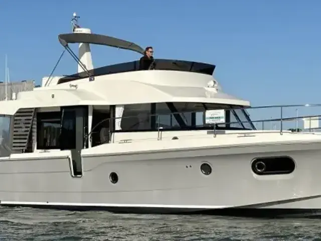 Beneteau Swift Trawler 48