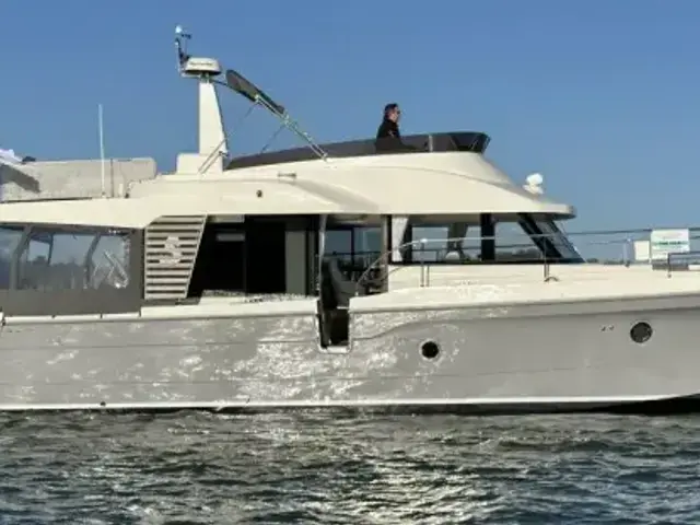 Beneteau Swift Trawler 48