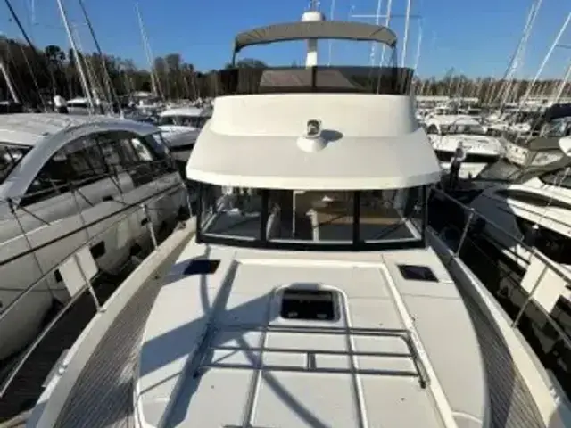 Beneteau Swift Trawler 48