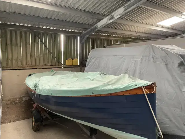 Classic Salcombe Yawl Y55