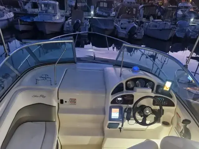 Sea Ray 275 Sundancer