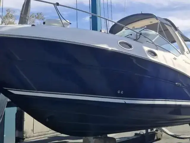 Sea Ray 275 Sundancer