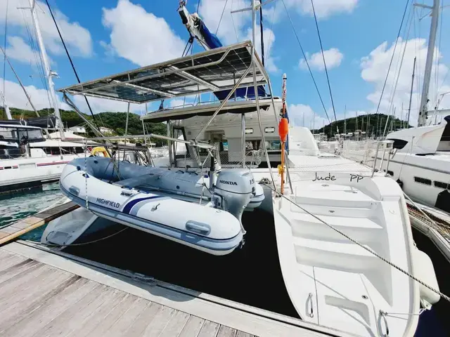 Lagoon 440 Owner's version