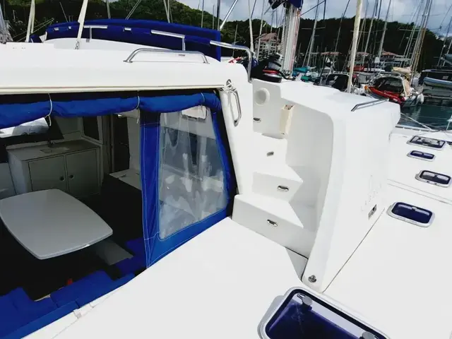 Lagoon 440 Owner's version