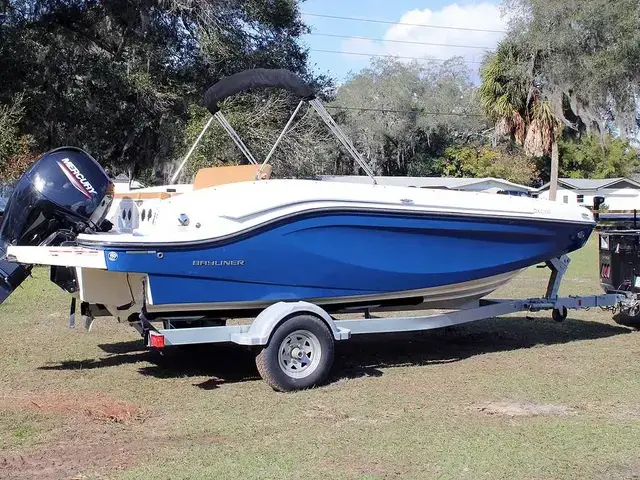 Bayliner Dx 2000