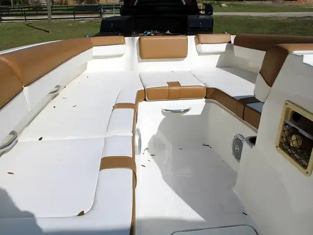 Bayliner Dx 2000