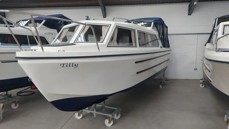 1990 Viking 22 widebeam