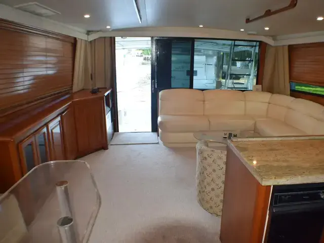 Viking Yachts 58 Convertible