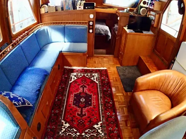 Albin 43 Trawler