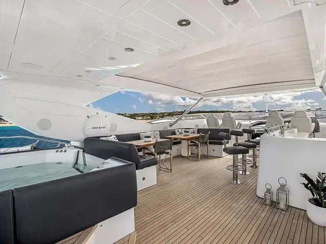 Sunseeker Sport Yacht 115