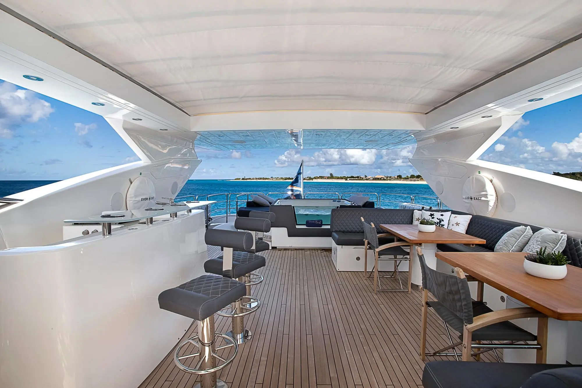 2013 Sunseeker 115 sport yacht