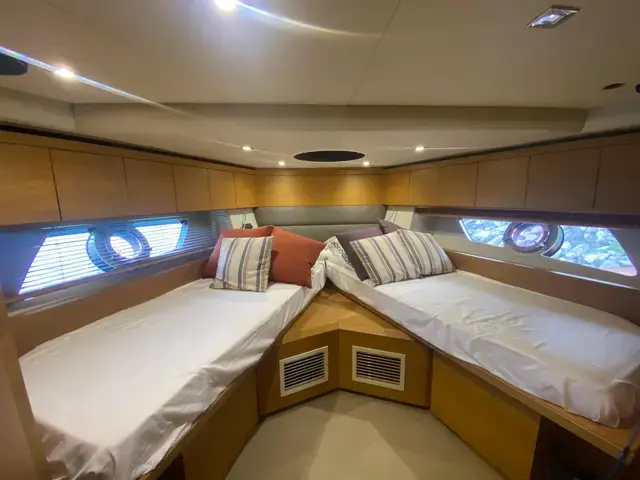 Sunseeker 48