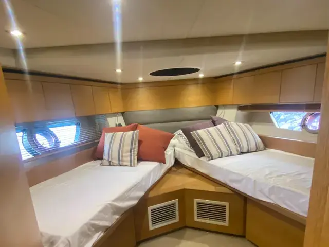 Sunseeker 48