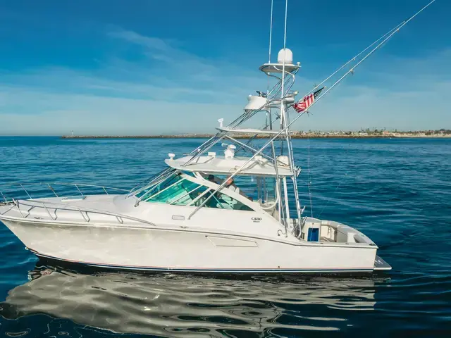 Cabo 40 Convertible