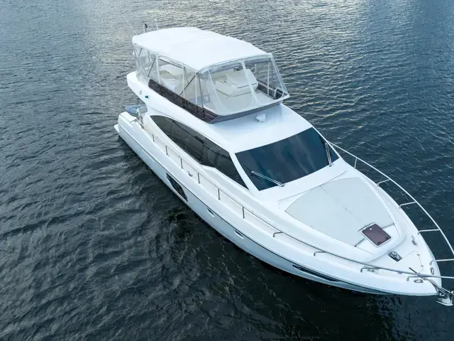 Ferretti Yachts 53