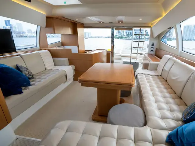 Ferretti Yachts 53