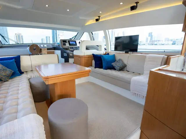 Ferretti Yachts 53