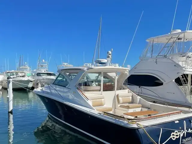 Tiara 36'