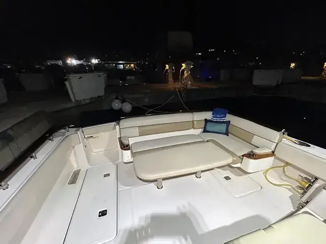 Tiara 36'