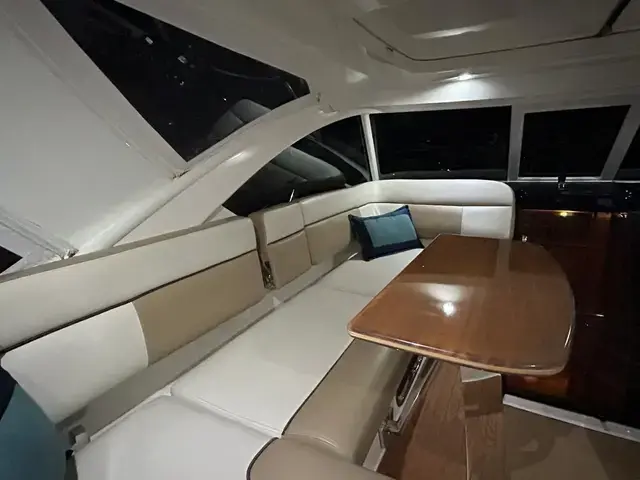 Tiara 36'