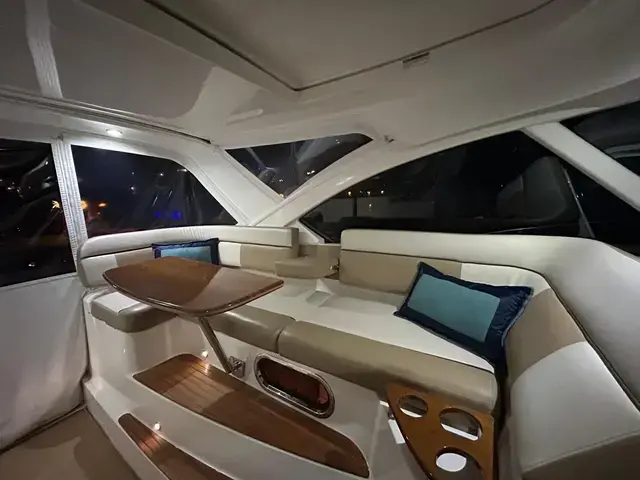 Tiara 36'