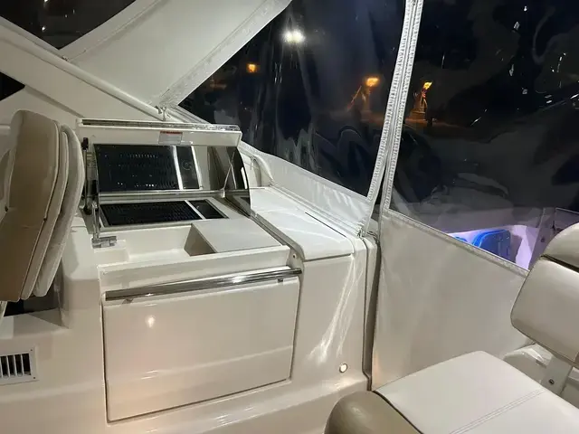 Tiara 36'