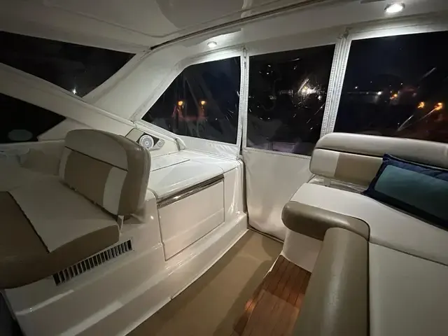 Tiara 36'