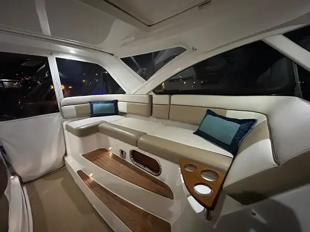 Tiara 36'