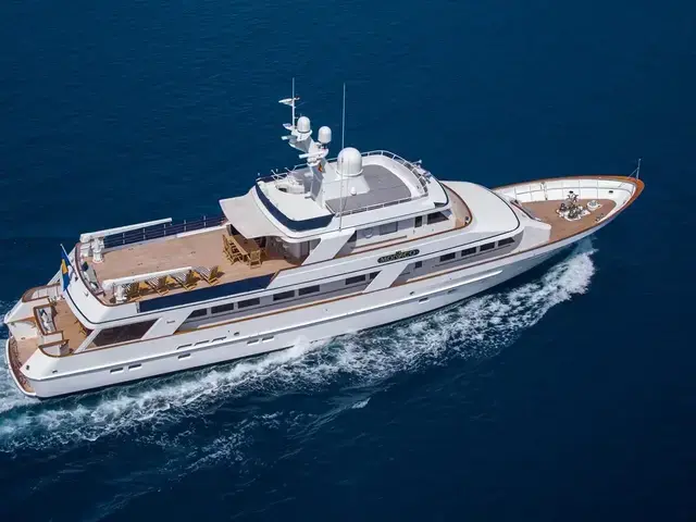 Feadship 125'