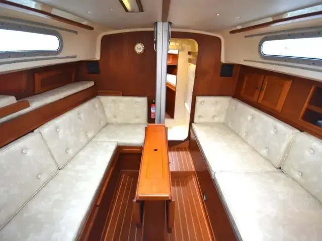 Contessa 32