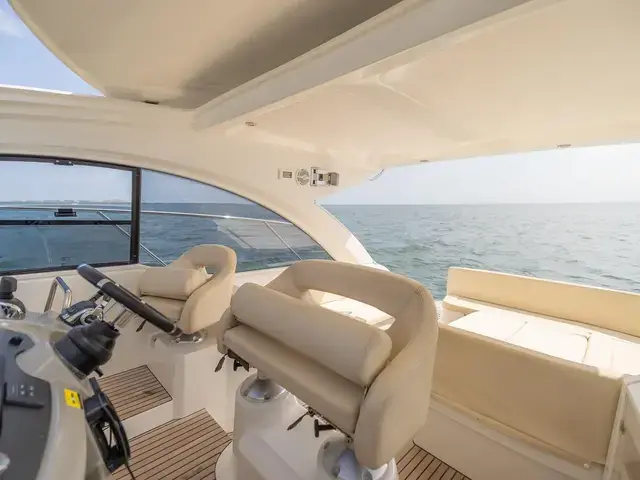 Beneteau 38'