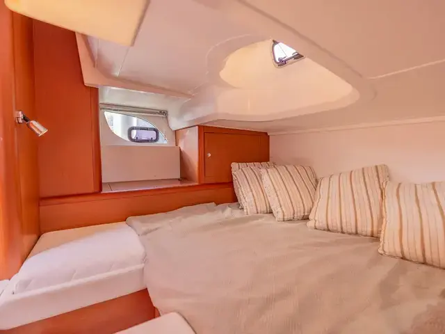 Beneteau 38'