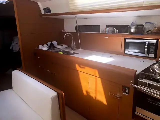 Jeanneau 47'