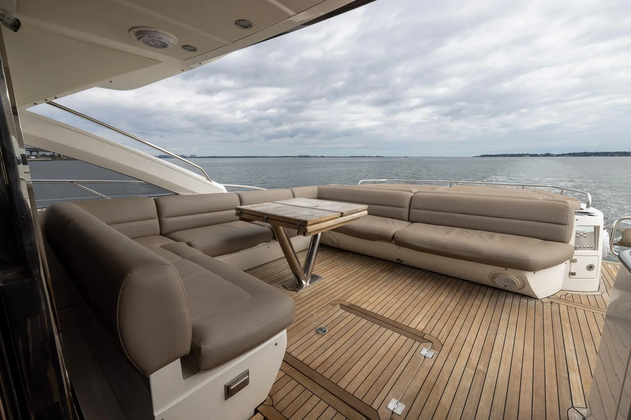 2014 Sunseeker manhattan 68