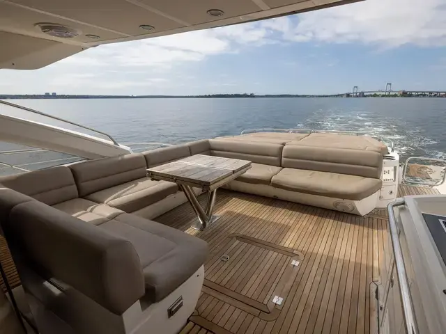 Sunseeker Manhattan 68