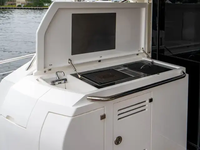 Sunseeker Manhattan 68