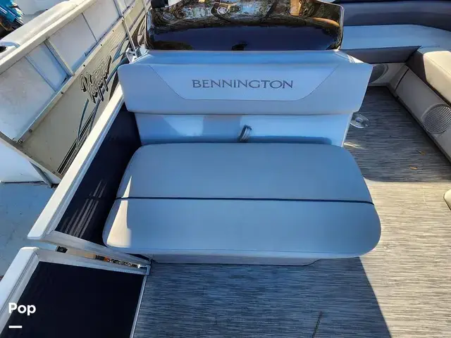 Bennington SX 21FAPG