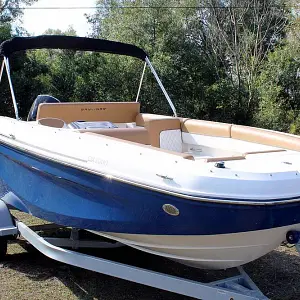 2023 Bayliner DX 2000