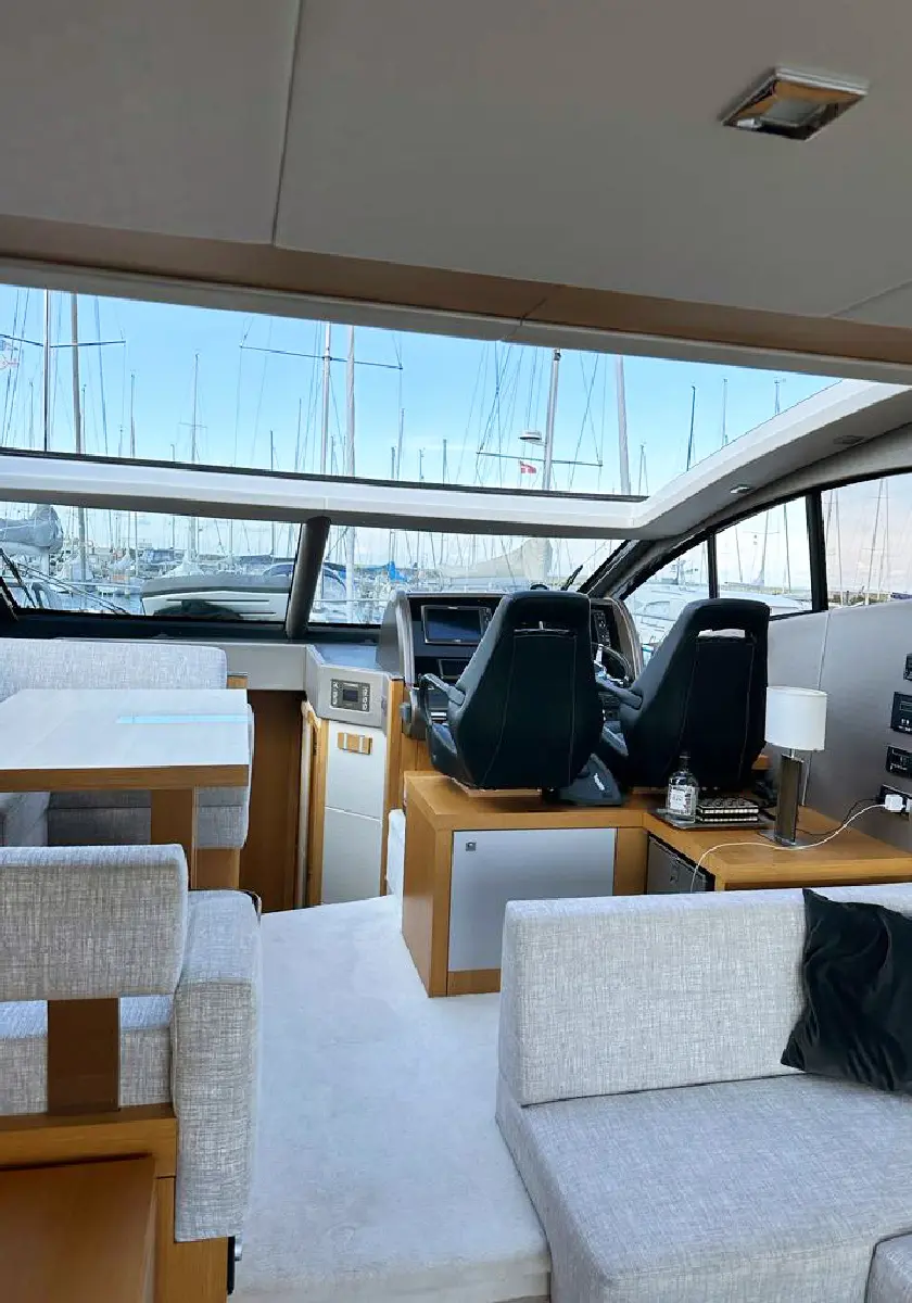 2013 Sunseeker predator 53