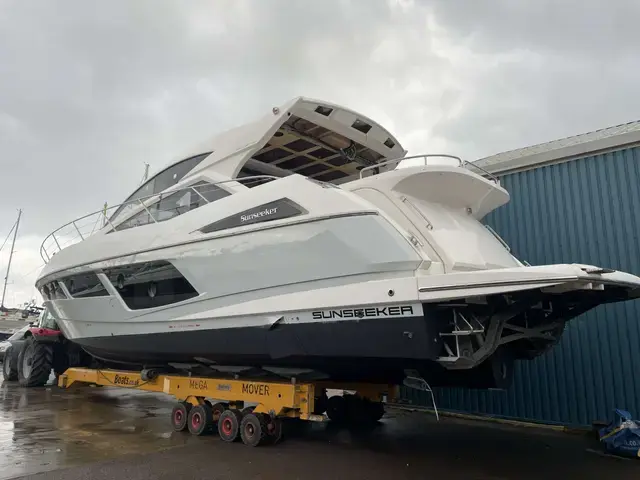 Sunseeker Predator 57