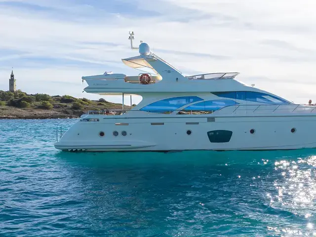 Azimut 75