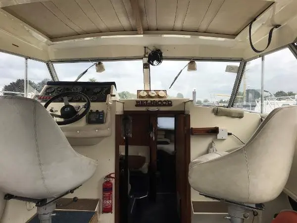 1983 Fairline mirage 29