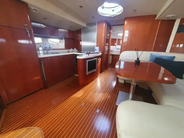 Fairline Targa 52