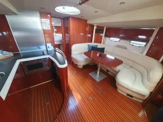 Fairline Targa 52