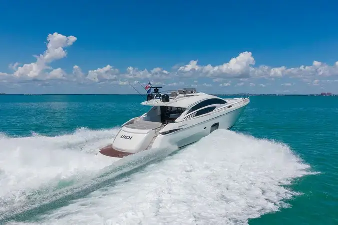 2018 Pershing 74