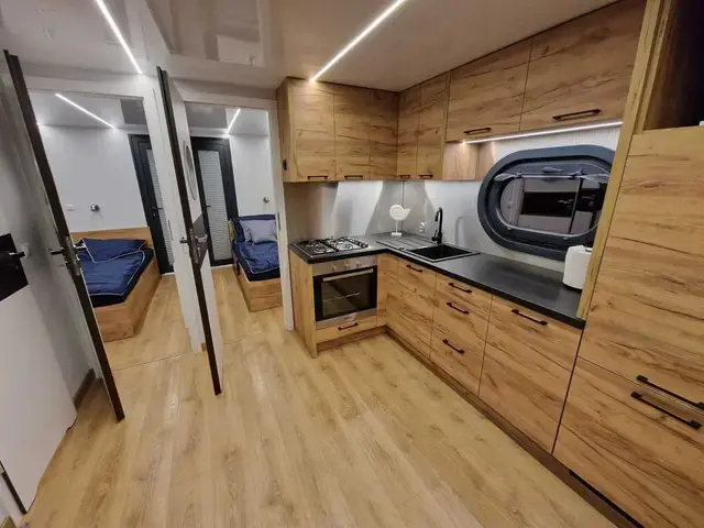 Campi 460 Houseboat