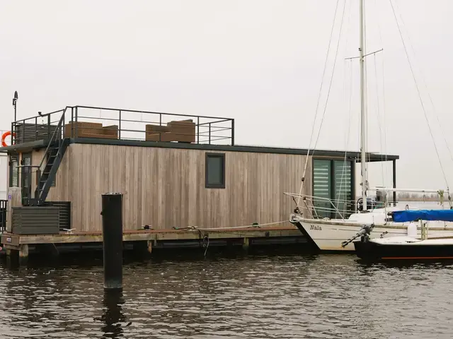 Castalia Evt. Met Koopligplaats 1460 X 500 Special Houseboat